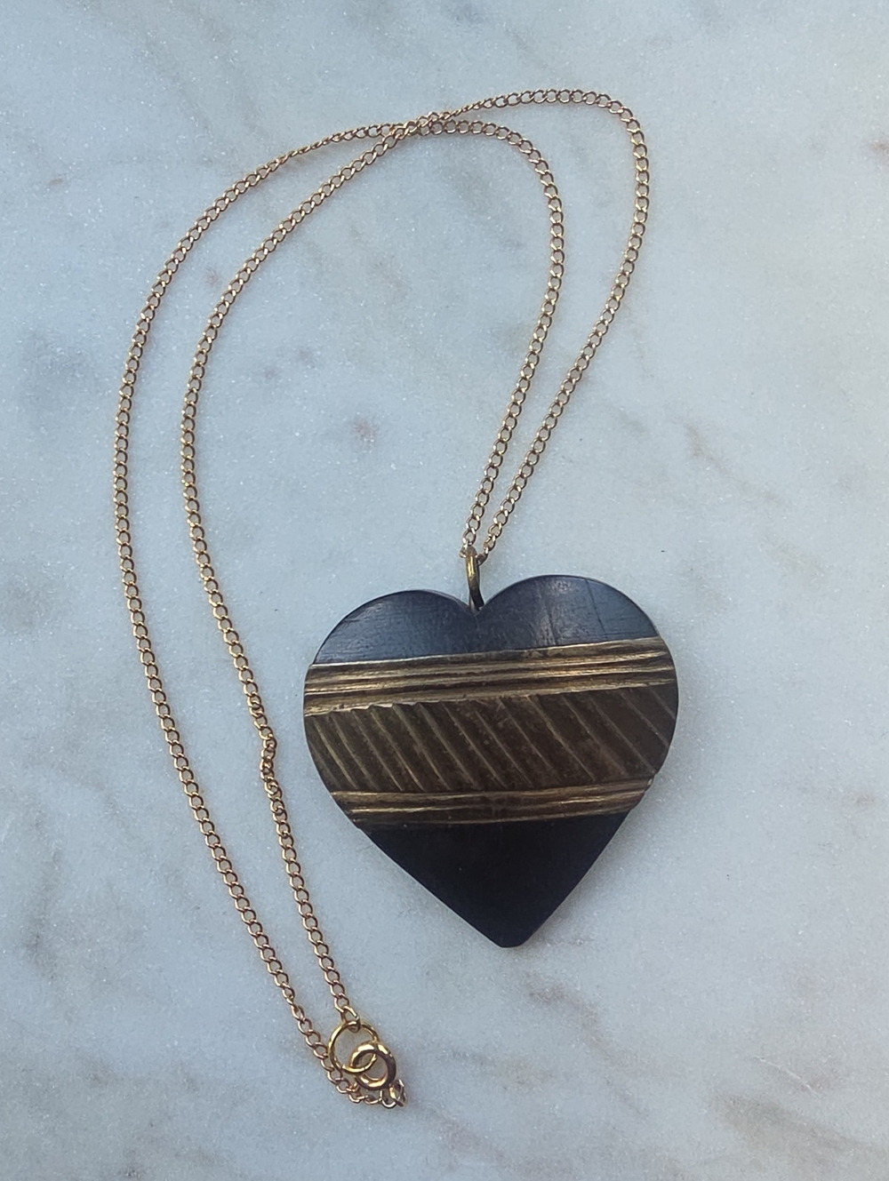 Vintage Wood Heart Necklace - Picture 3 of 9